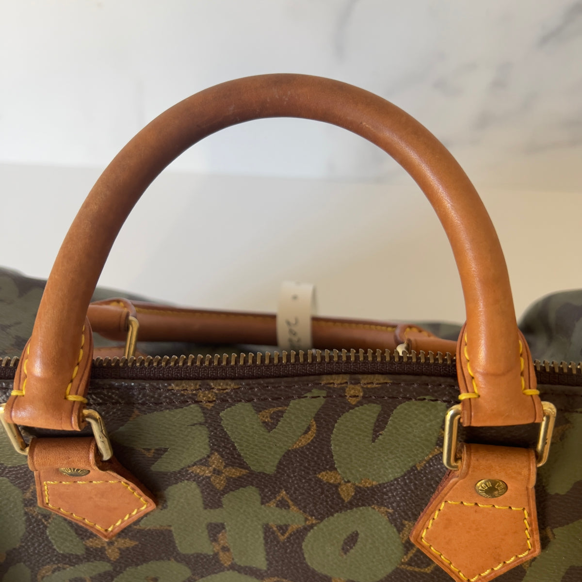 B Louis Vuitton Monogram Graffiti Speedy 30 without locker