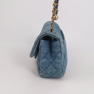 Classic Flap Seasonal limited Edition Mini Denim Denim Gold CC turn-lock