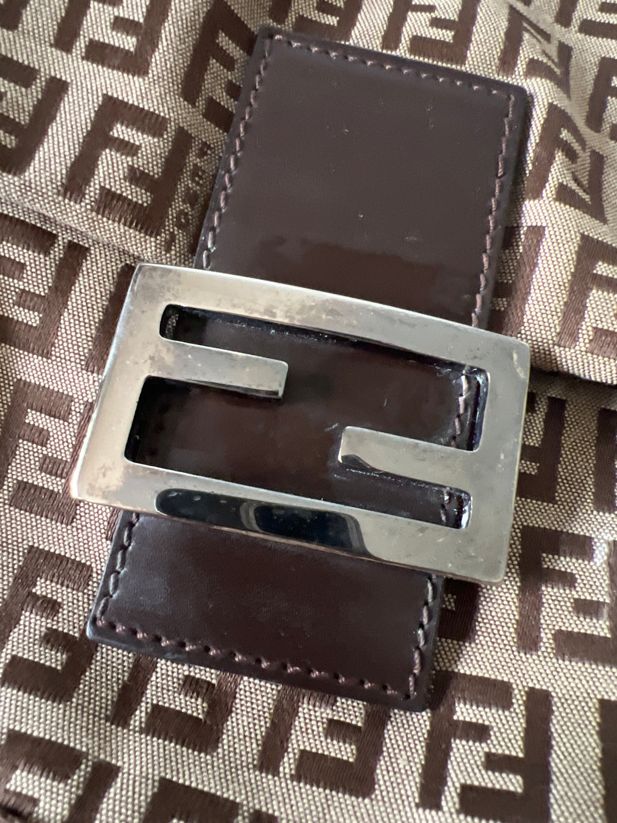 A- Fendi zucchino mamma baguette brown-2
