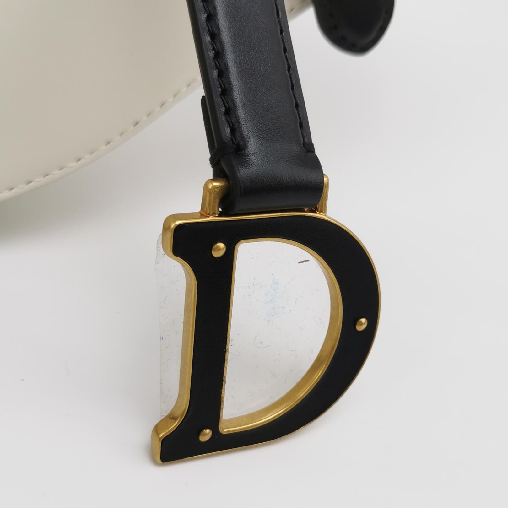 Saddle