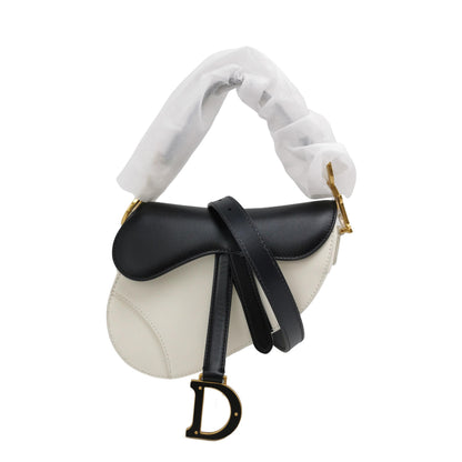 Saddle