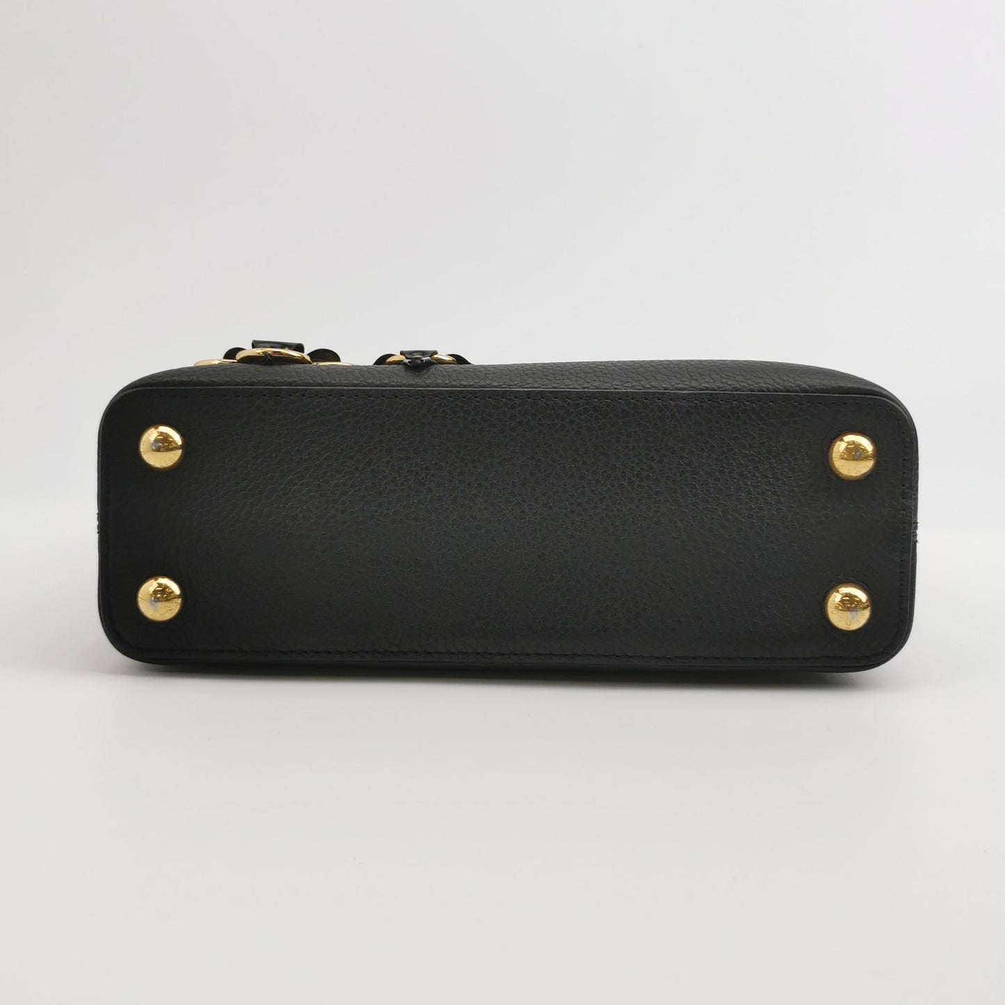 CapucinesBB Gold Gold LV