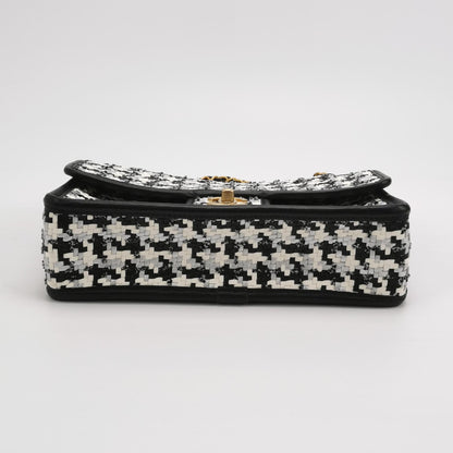 Classic Flap Seasonal limited Edition Medium Lambskin CC turn-lock