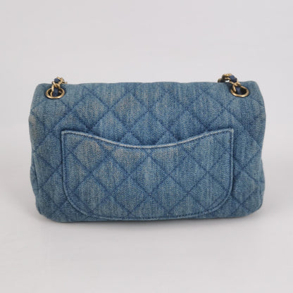 Classic Flap Seasonal limited Edition Mini Denim Denim Gold CC turn-lock