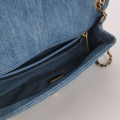 Classic Flap Seasonal limited Edition Mini Denim Denim Gold CC turn-lock