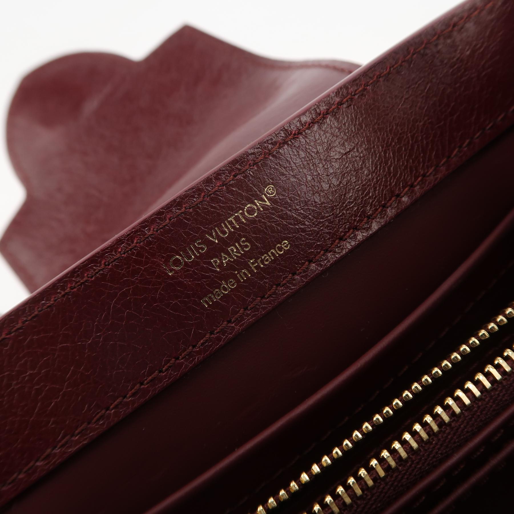 Capucines East-West Gold LV