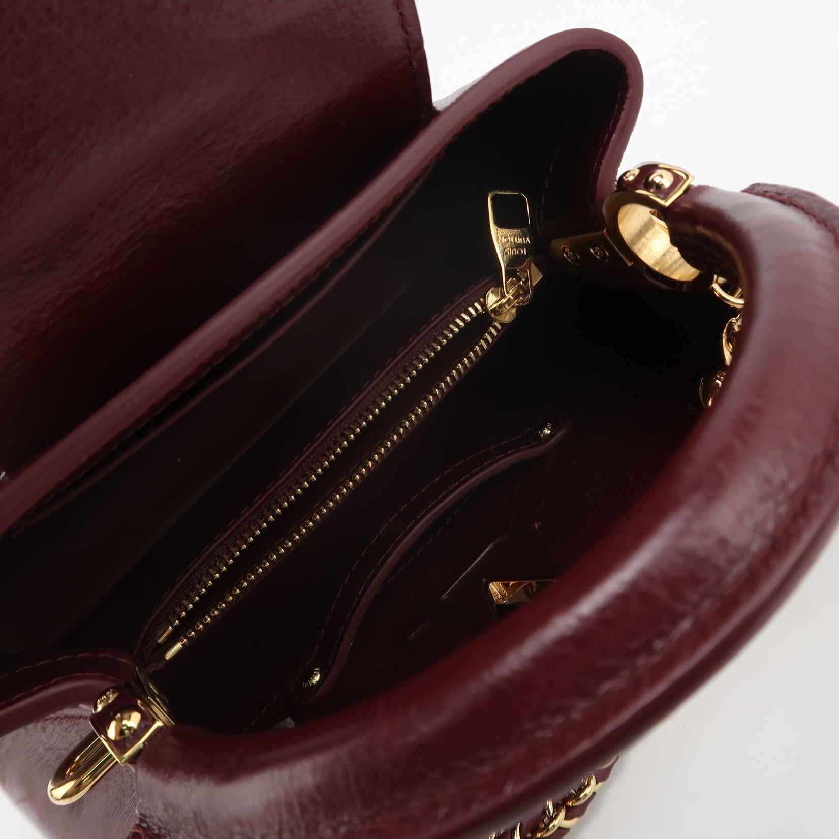 Capucines East-West Gold LV