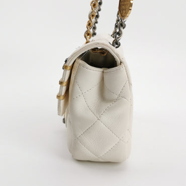 Classic Flap Seasonal limited Edition Lambskin quilted CC turn-lock