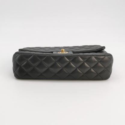 Classic Flap Seasonal limited Edition Medium Lambskin Logo CC turn-lock