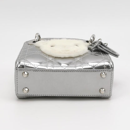 Lady Dior Patent leather Logo