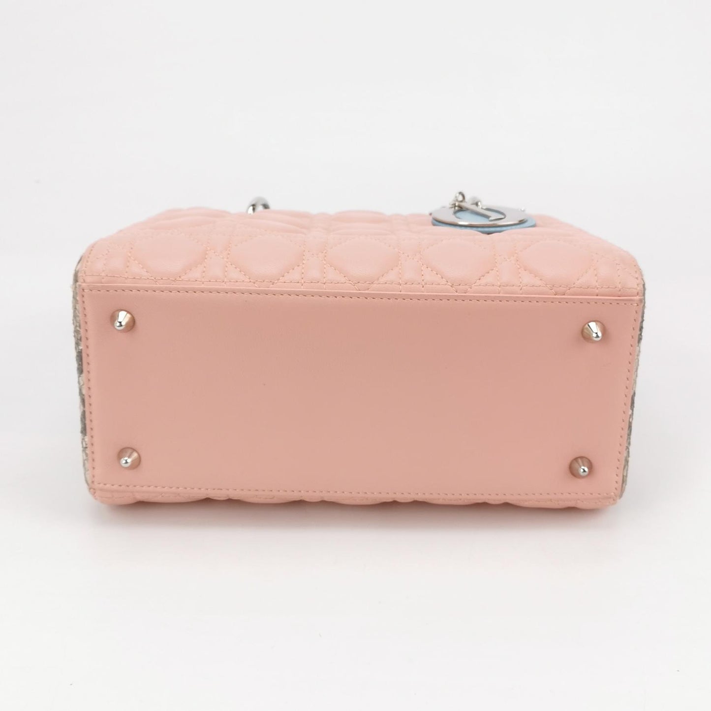 Lady Dior Medium Lambskin quilted Logo