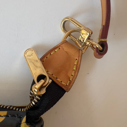 B Louis Vuitton Yayoi Kusama Dot Infinity Pochette