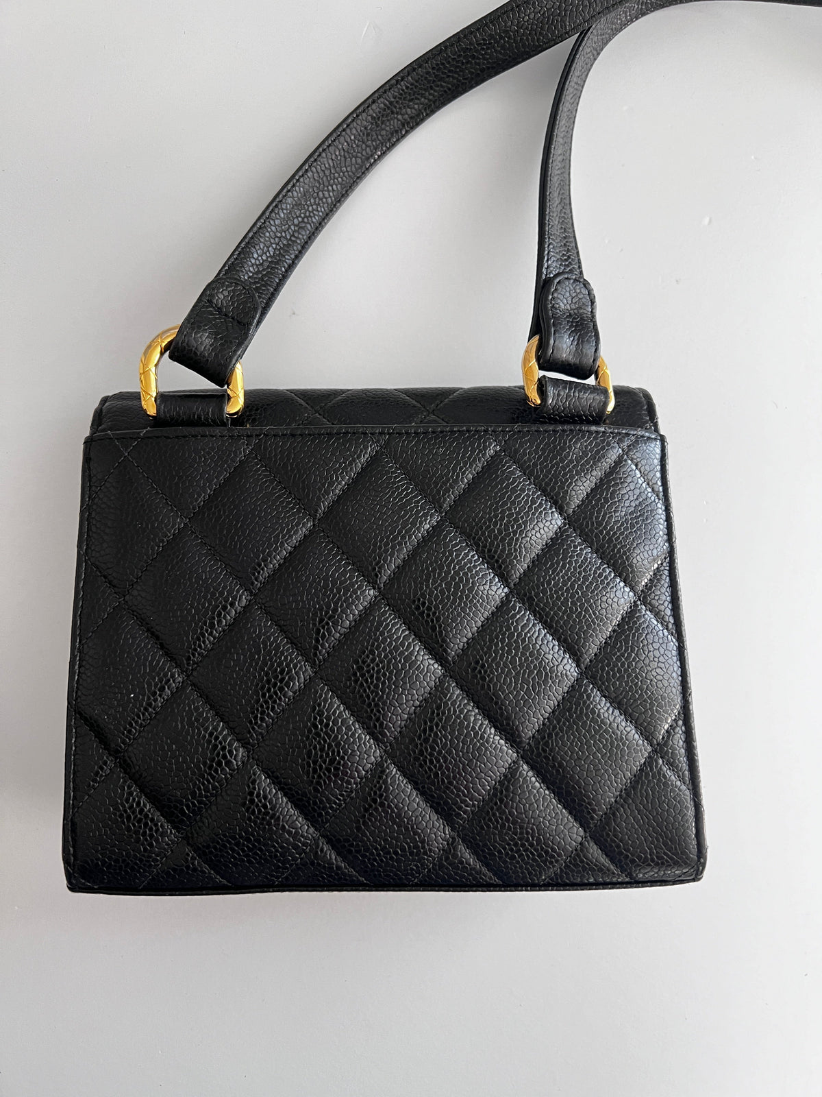 Pre-Owned Chanel Vintage 24K gold black caviar cross body mini square flap bag