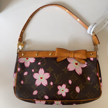 B Louis Vuitton Cherry Blossom Pochette